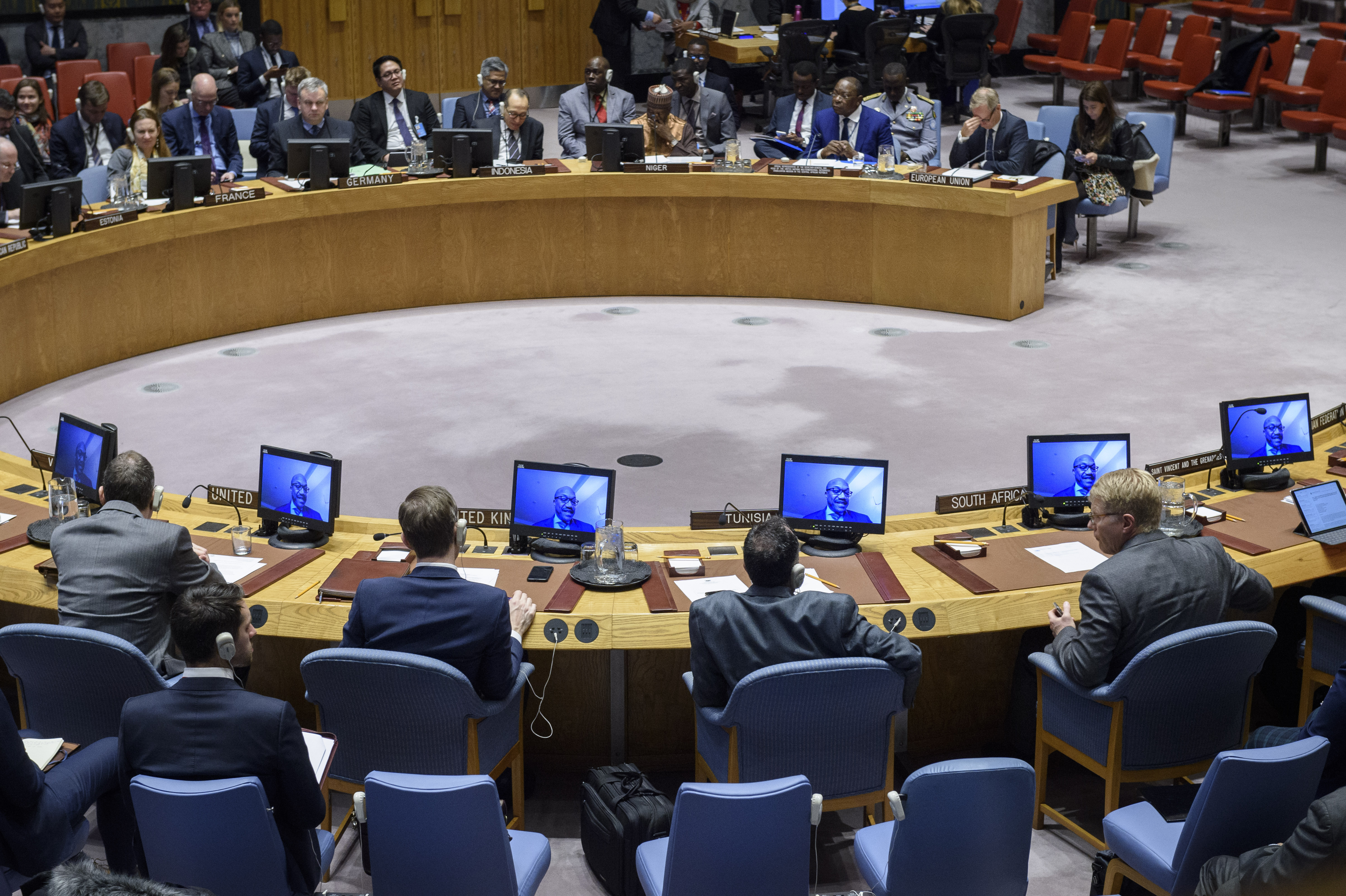 Оон провела. Экстренное заседание Совбеза. Заседание Совбеза ООН видеоконференция. Заседание ООН по поводу Сирии. Заседание ООН по Украине сегодня.