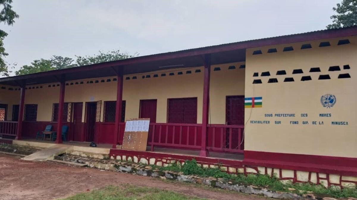 L’extérieur du bâtiment de Birao. 