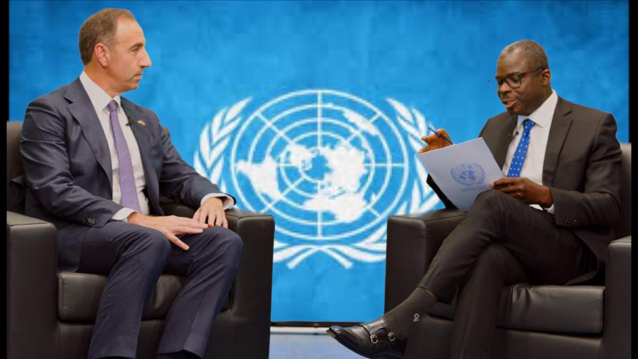 Interview du chef de délégation Américain . 