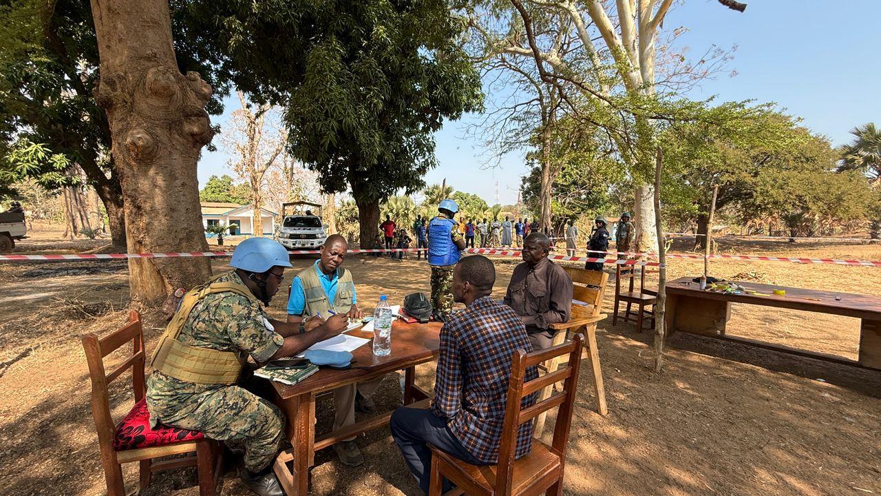 Des ex-combattants optent pour la paix en déposant les armes 3