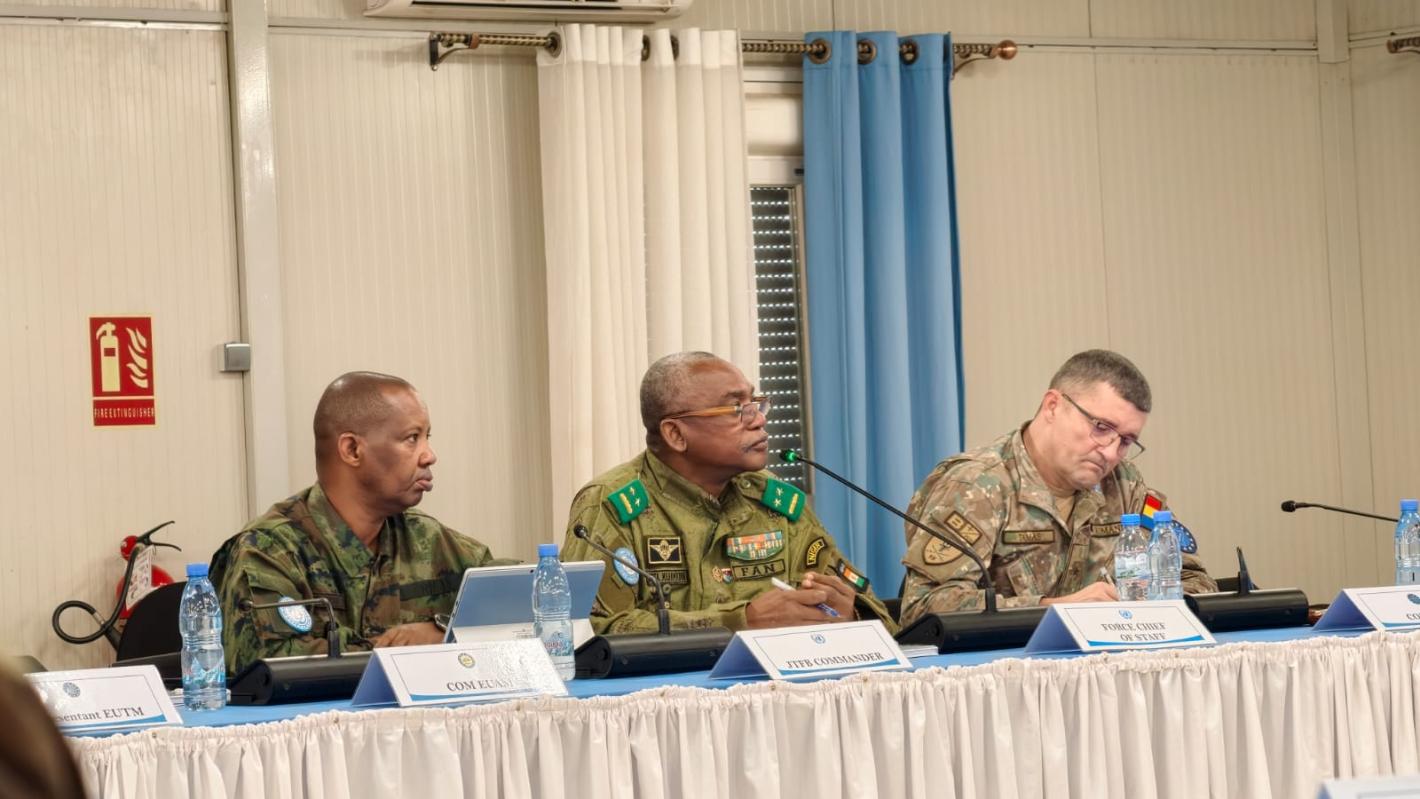 onférence des Chefs d’État-Major4