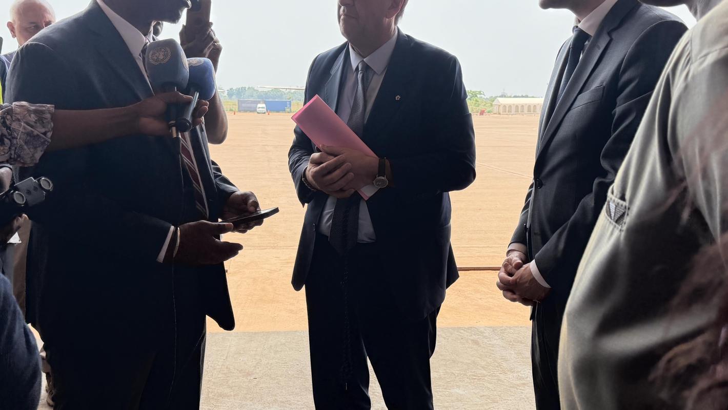 Le Ministre français de l’Europe et des Affaires étrangères 7