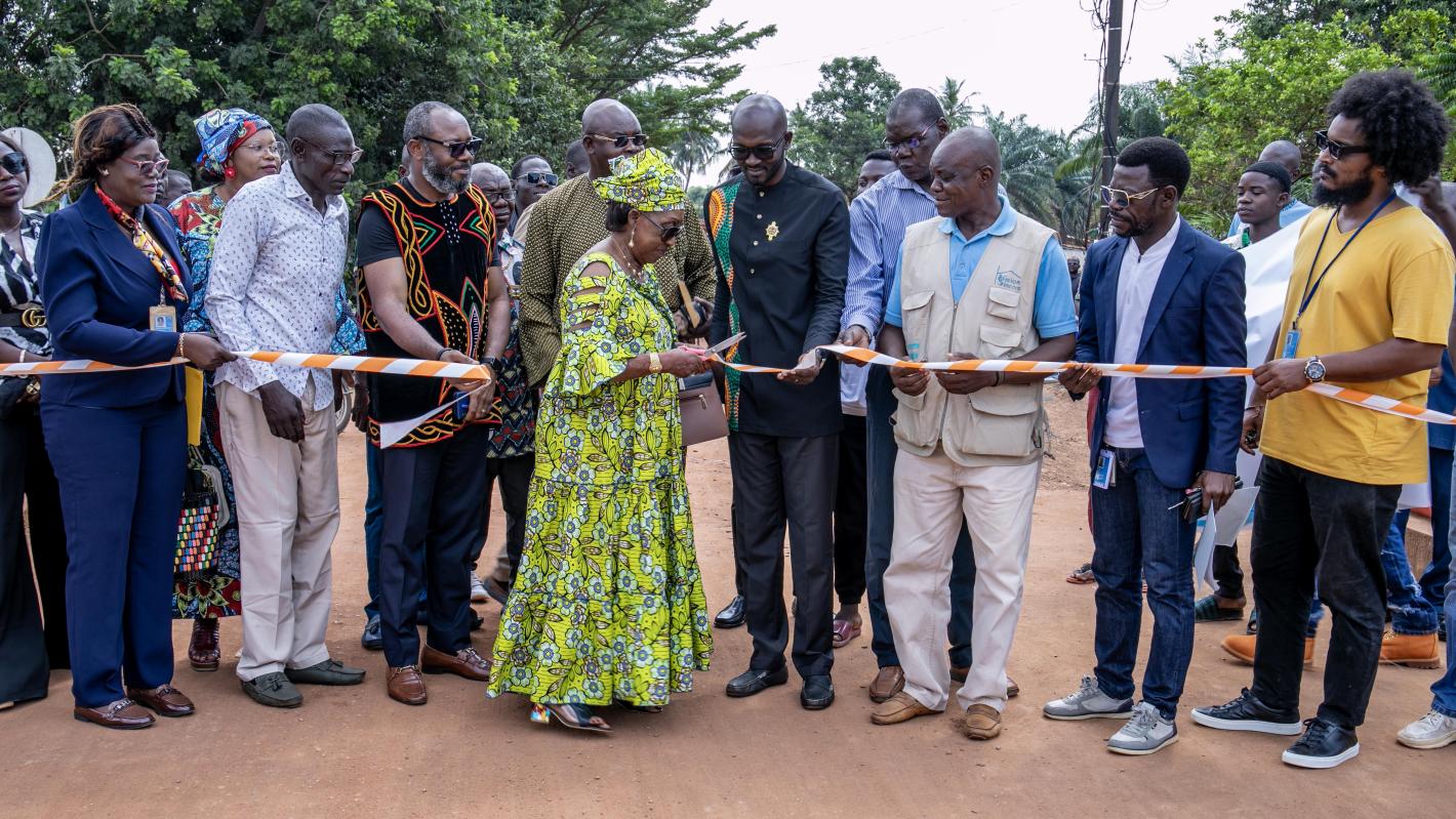 2026-05-12-_la_remise_officielle_du_pont_mbossoro_6e_ard_de_bangui32_1_copie.jpg