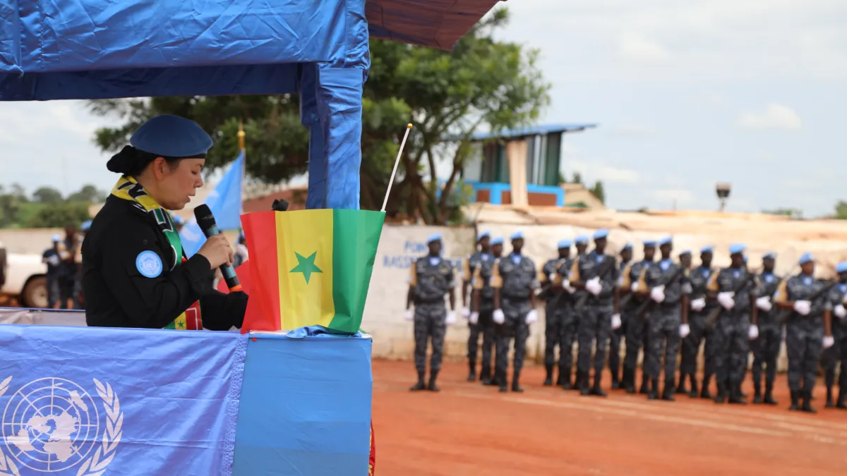 À Berberati, 140 policiers sénégalais de la MINUSCA décorés pour leur engagement au service de la paix