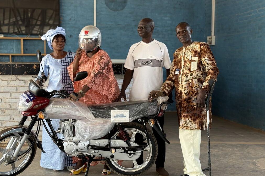 Emmanuel Ngaliboy prend la parole.