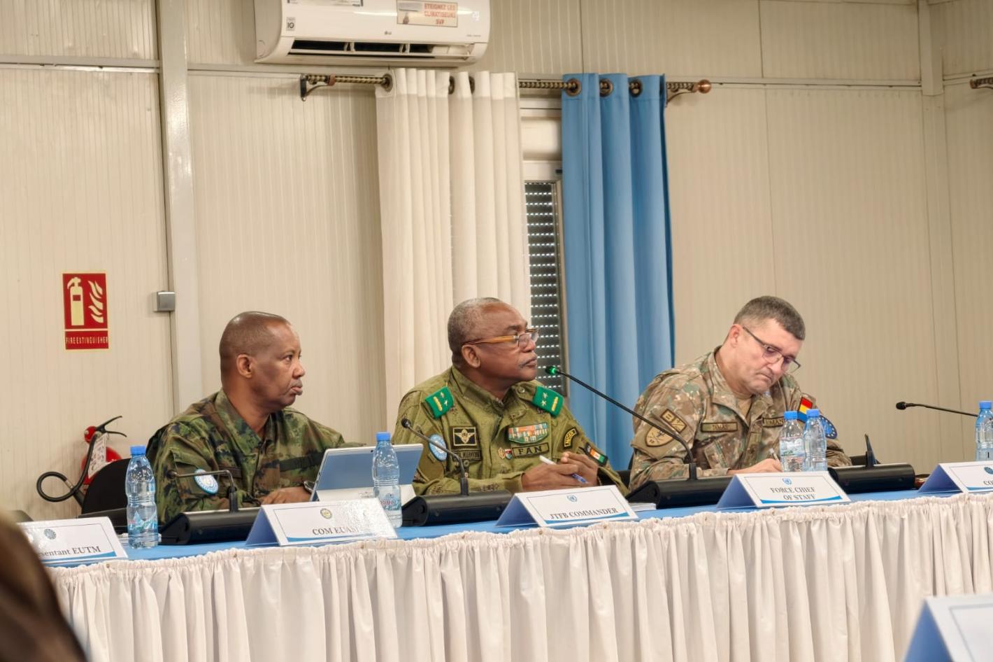 onférence des Chefs d’État-Major4