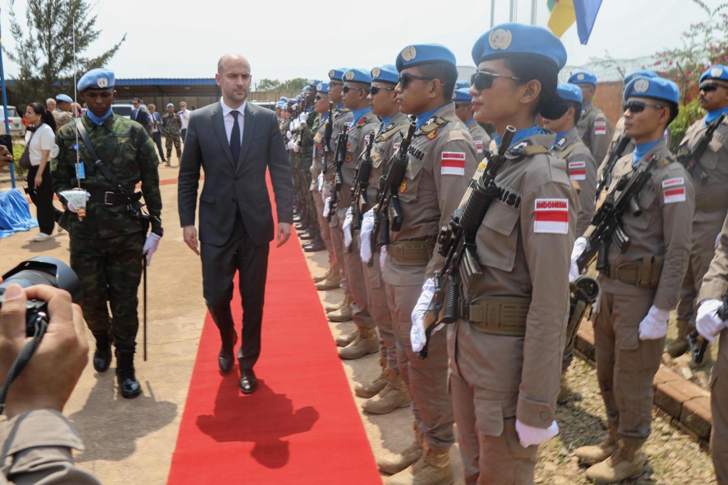Le Ministre français de l’Europe et des Affaires étrangères 4