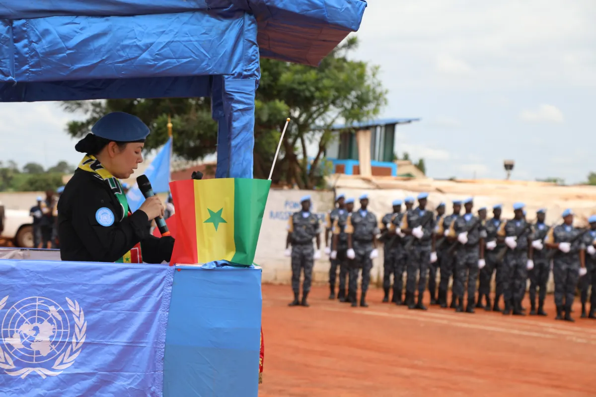 À Berberati, 140 policiers sénégalais de la MINUSCA décorés pour leur engagement au service de la paix