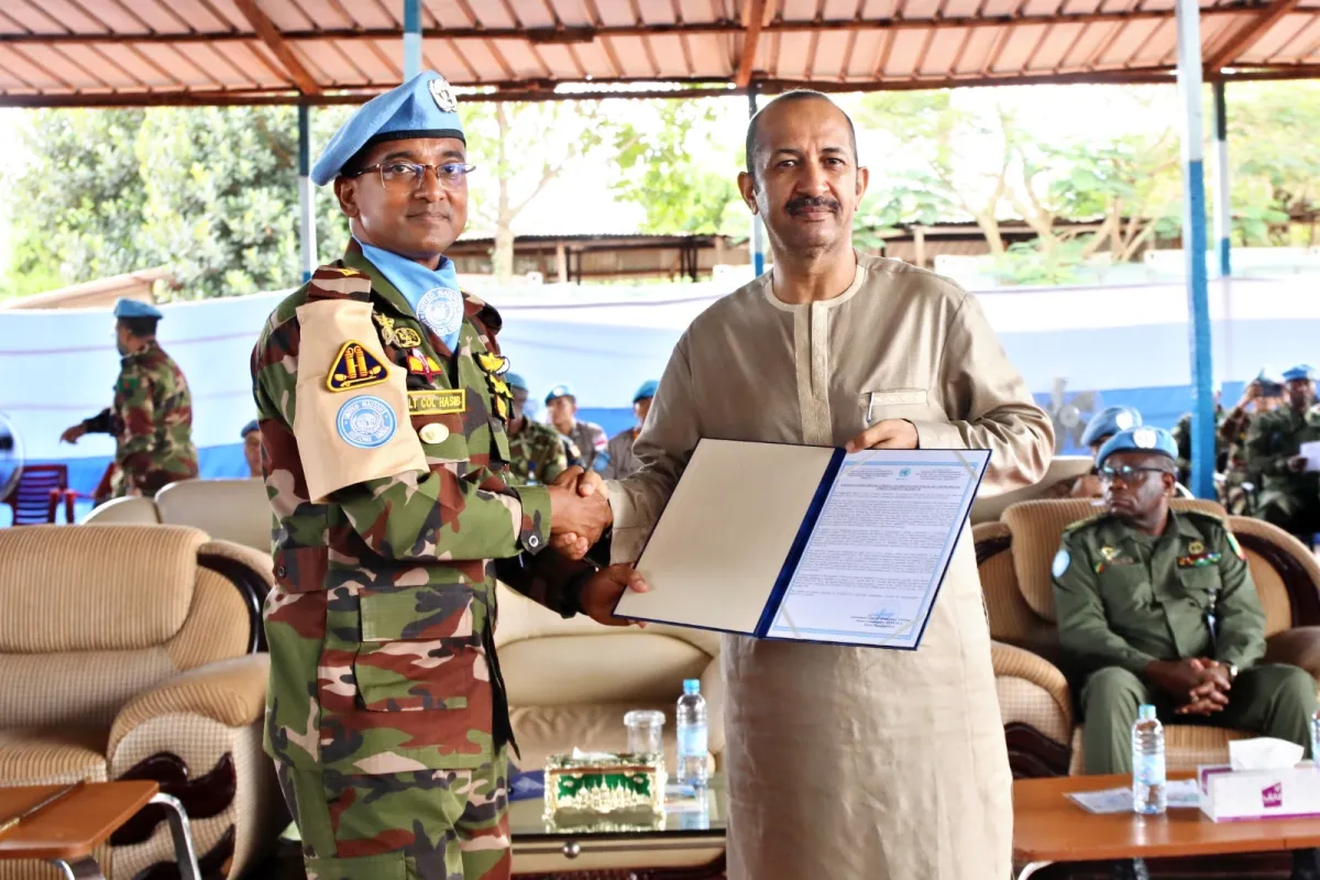 La 10e compagnie des forces spéciales bangladaises de la MINUSCA décorée pour sa contribution à la paix
