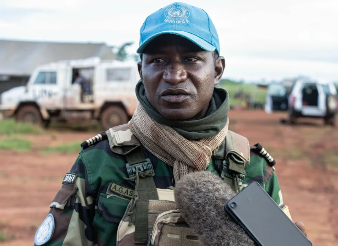 A photo of Lieutenant Colonel Aranda G. Assine.